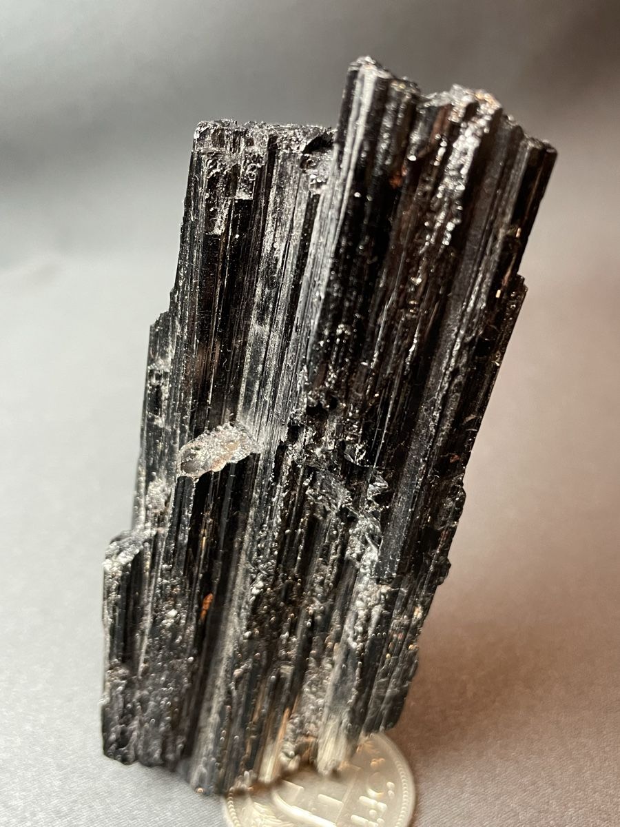 Minerali & Pietre curative: Schöner schwarzer Turmalin – Usato da Riedt b. Erlen venduto da kolibri91
