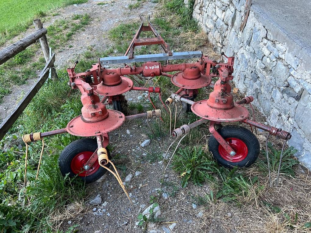 Alle Maschinen: Heuzetter – Gebraucht aus Frutigen von Tony1813