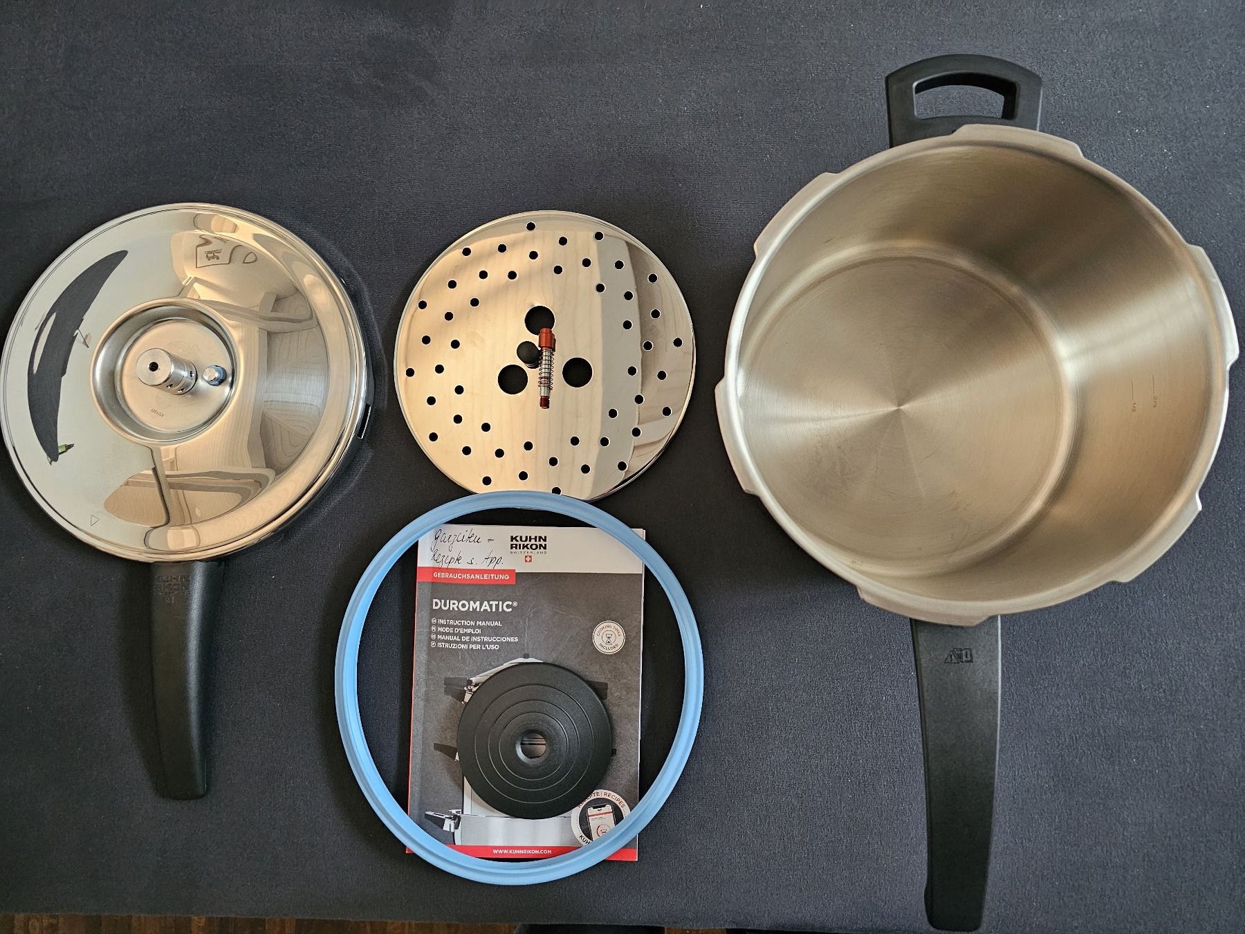 Duromatic Töpfe: Duromatic Dampfkochtopf – Neu (gemäss Beschreibung) aus Neerach von  3
