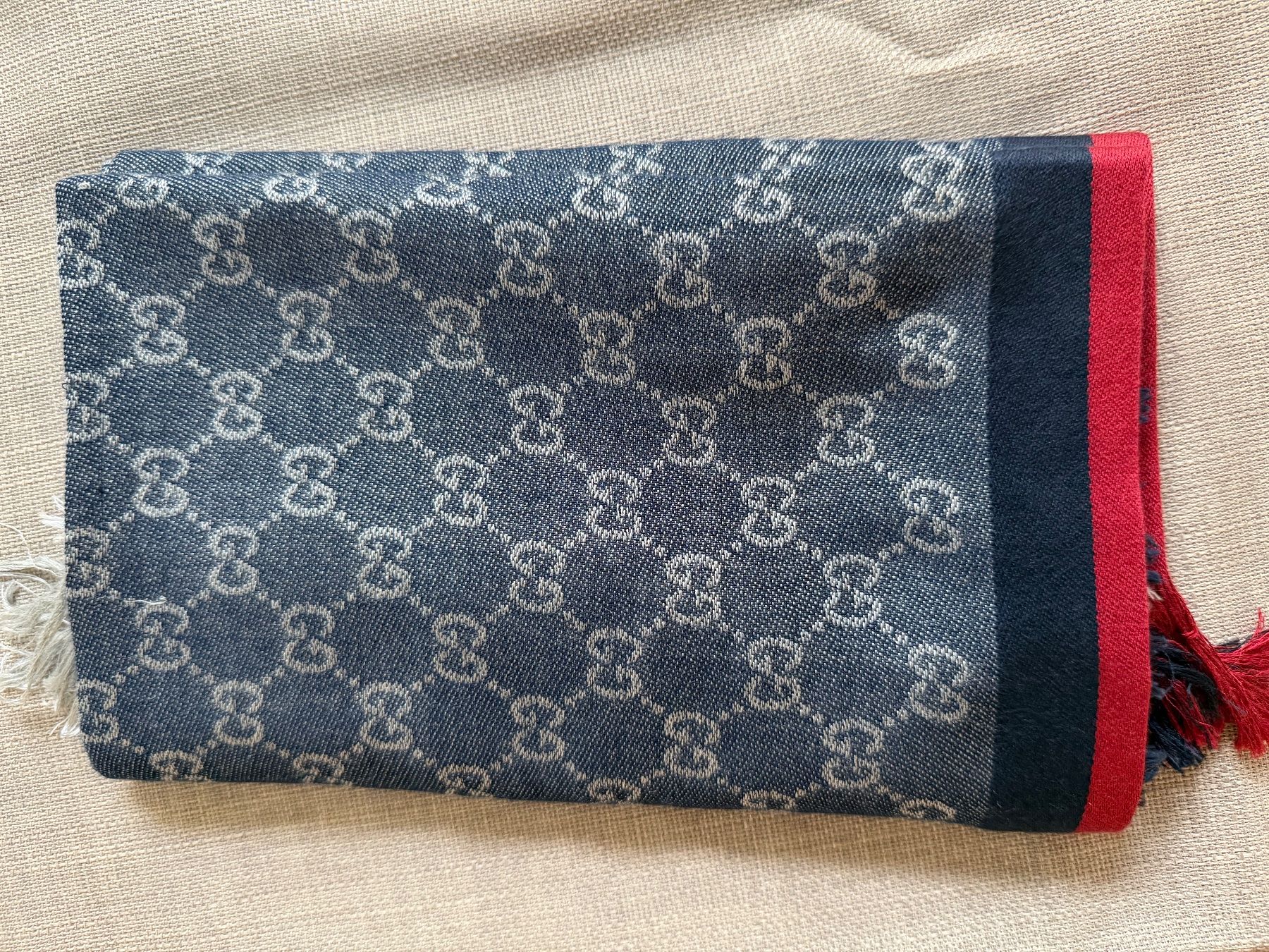 Gucci Altro abbigliamento per bambino: Gucci Schal für Kinder – Nuovo (secondo la descrizione) da Zollikofen venduto da Danijela1983 5