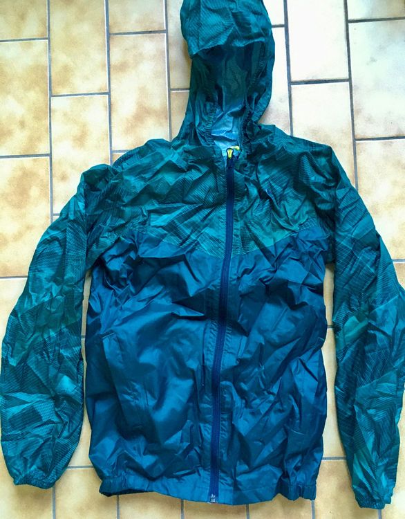 kway, veste de pluie enfant Quechua. Porté 2x. 12-13 ans