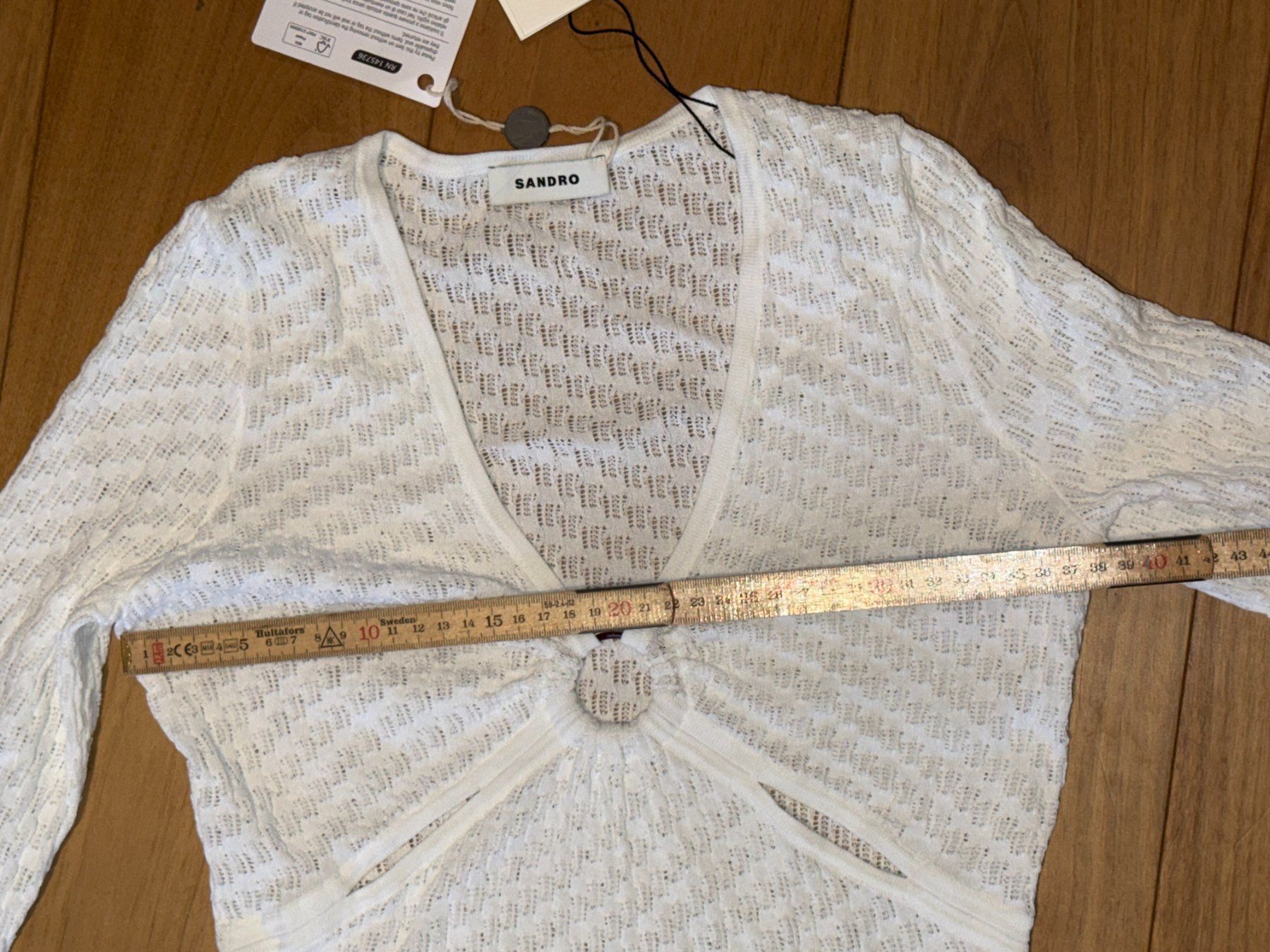Sandro Top: New Sandro cut-out top - S – Nuovo e nell'imballaggio originale da St-Sulpice VD venduto da juhdu 6