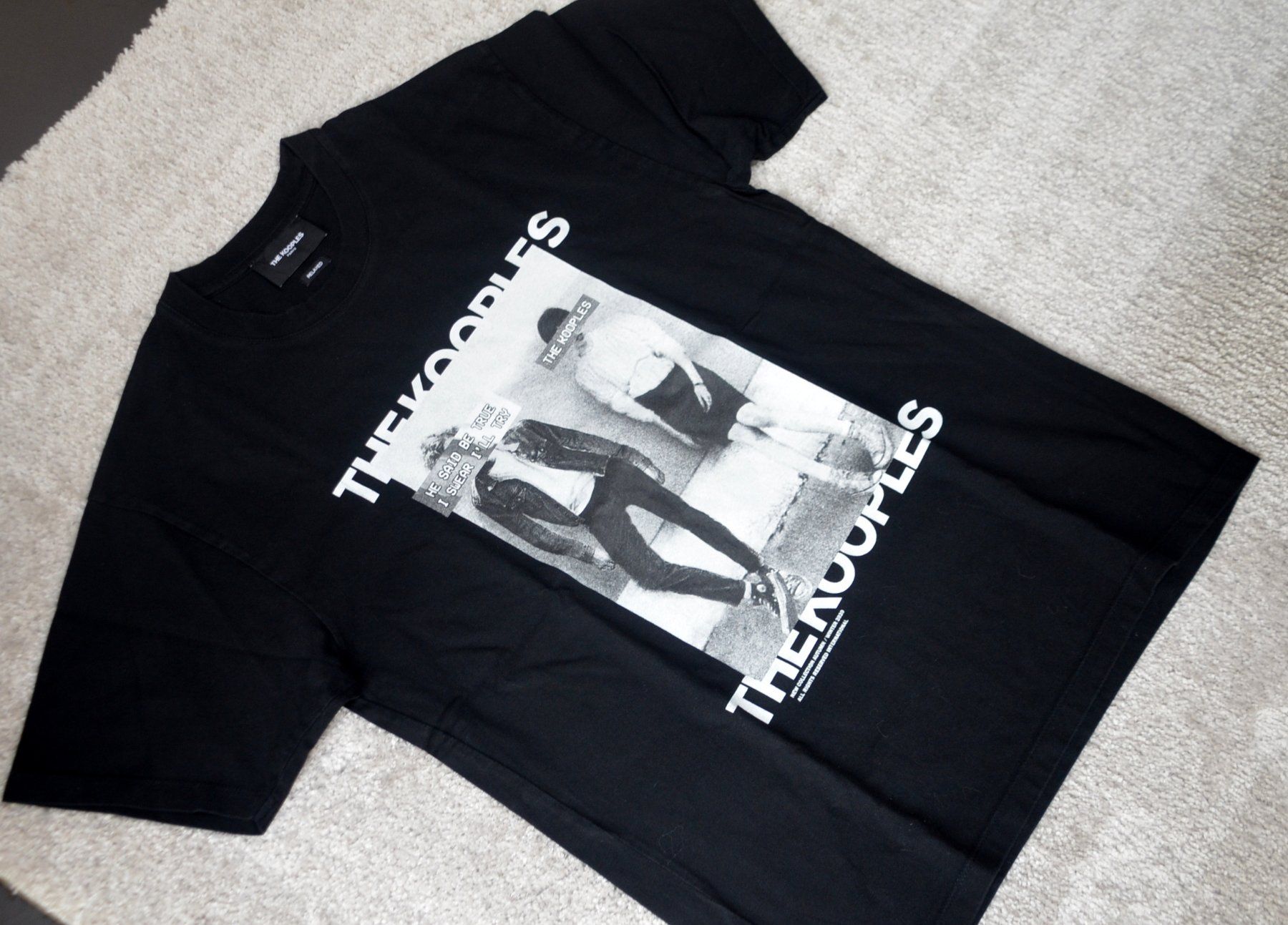 Kooples T-shirt: The Kooples T-Shirt .S – Usato da Collonges venduto da arashee 1
