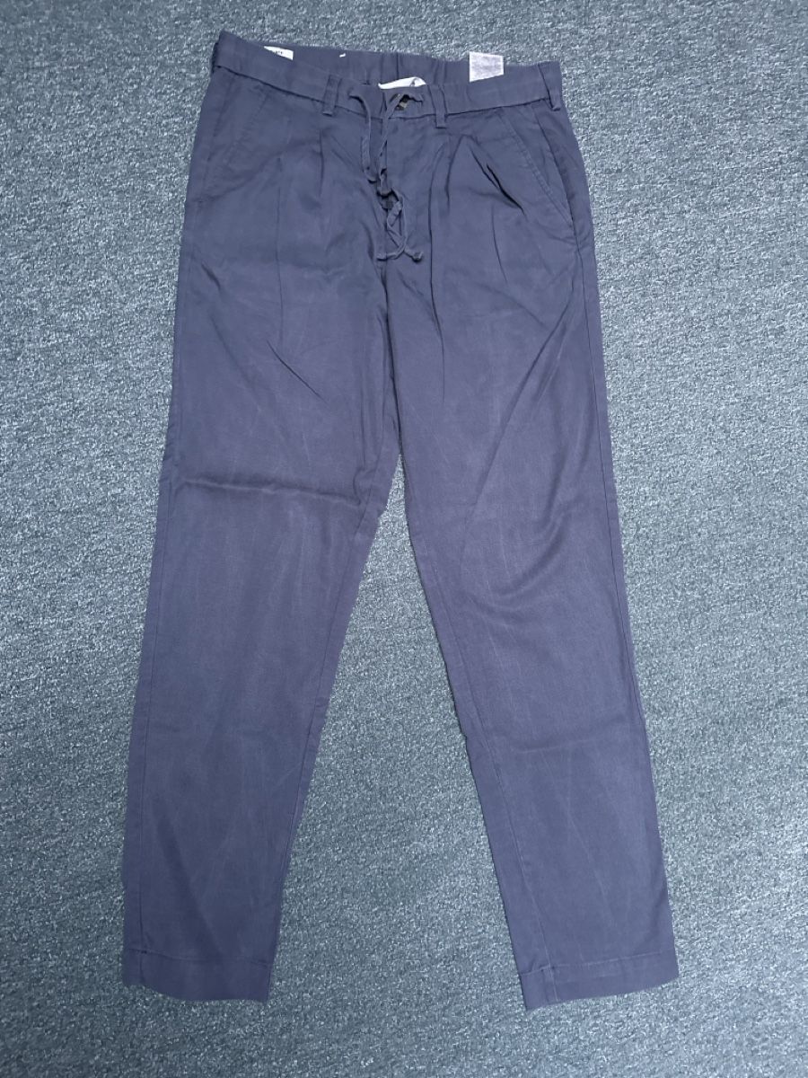Jack & Jones Pantaloni: Hose Jack and Jones Gr 31/32 – Nuovo (secondo la descrizione) da Baltschieder venduto da YmroBe