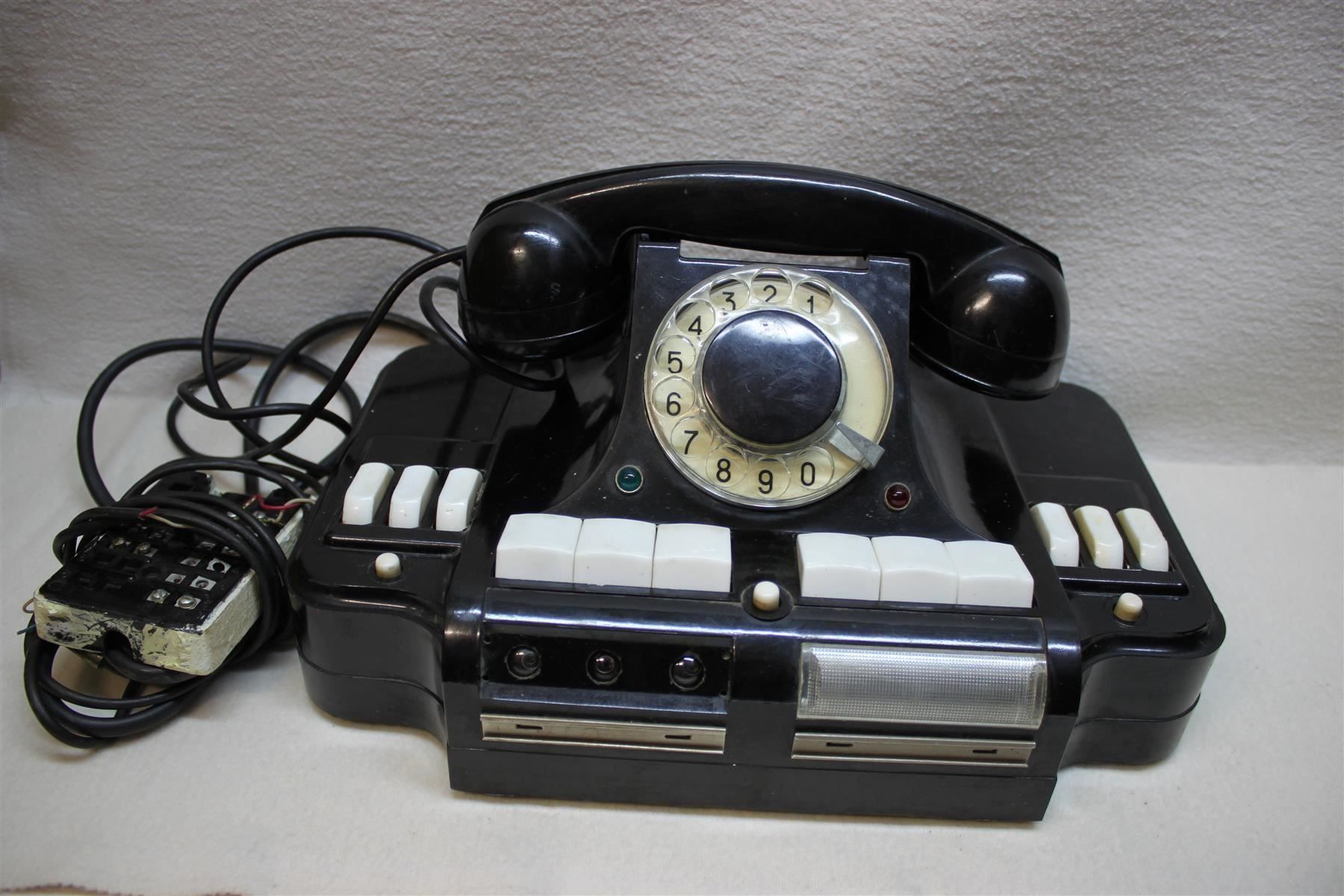 Telefoni: Antikes UDSSR Bakelit Telefon – Usato da Thun venduto da Fbchm