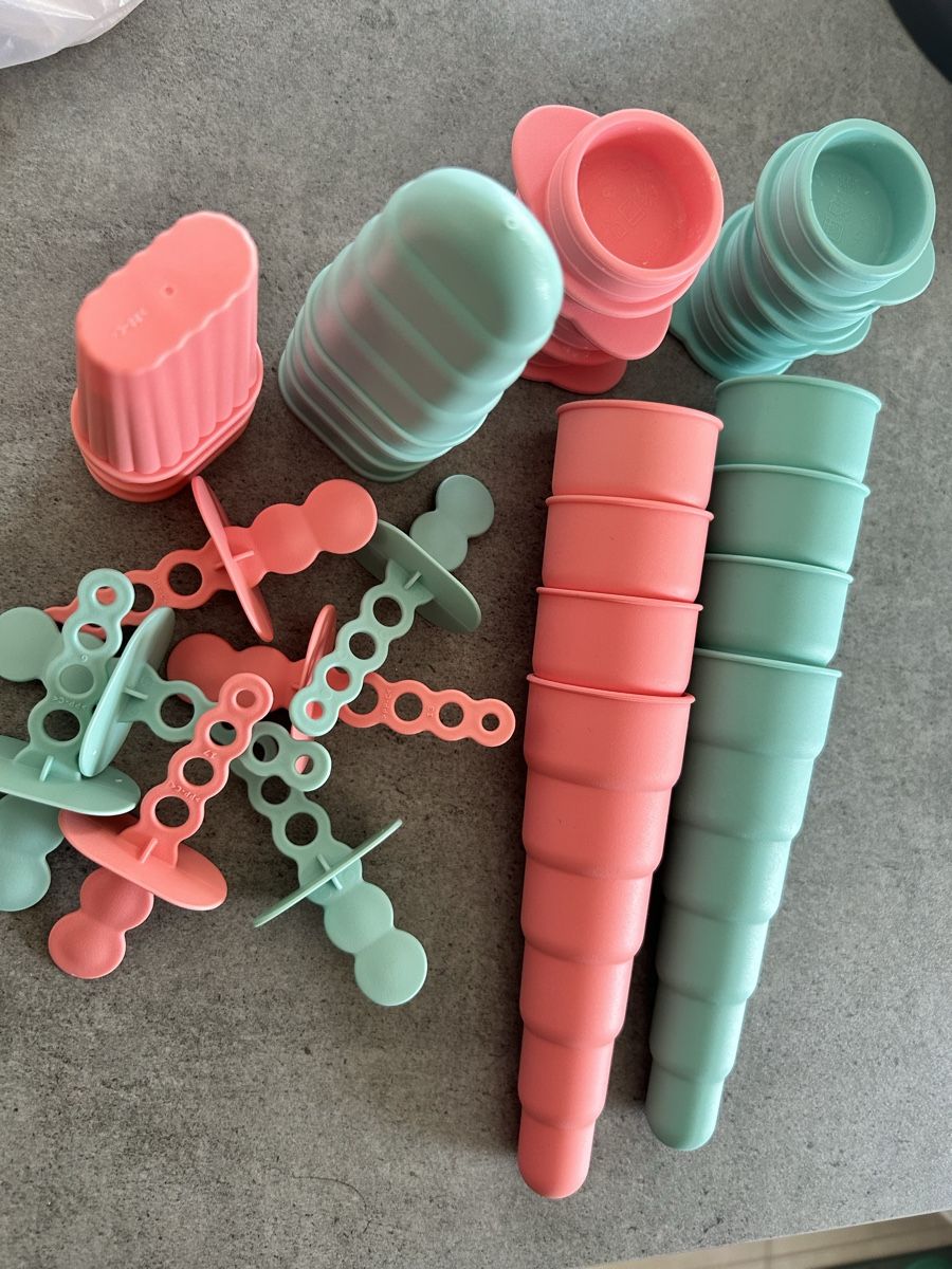 Ikea Recipients et similaires: UPPFYLLD Eisformen Glacé-Formen Eis-Form Glacé-Stängel – D'occasion à Lenzburg par Shyra1