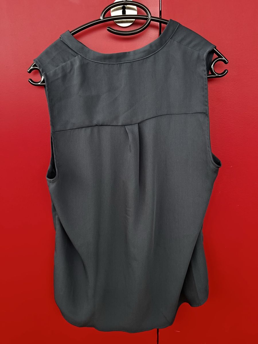 H&M Tops: Top vert pétrole H&M taille 38 – D'occasion à Romont FR par cat_j6ww 2