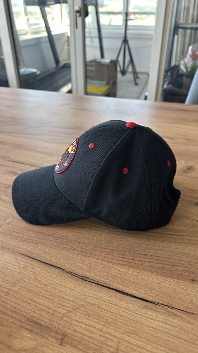 Hüte, Mützen & Caps: SC Bern Hockey Cap Schwarz/Gelb/Rot – Neu (gemäss Beschreibung) aus Schlieren von NM_Nici 2