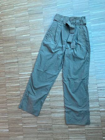 Ganni Hose High Waist mit Gürtel Khaki Sommer Trend Gr. 36