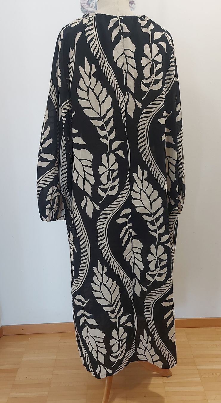 H&M Kleider: Kleid, Kaftan, schwarz/beide, Gr. L – Gebraucht aus Oberengstringen von PaolaDe 2