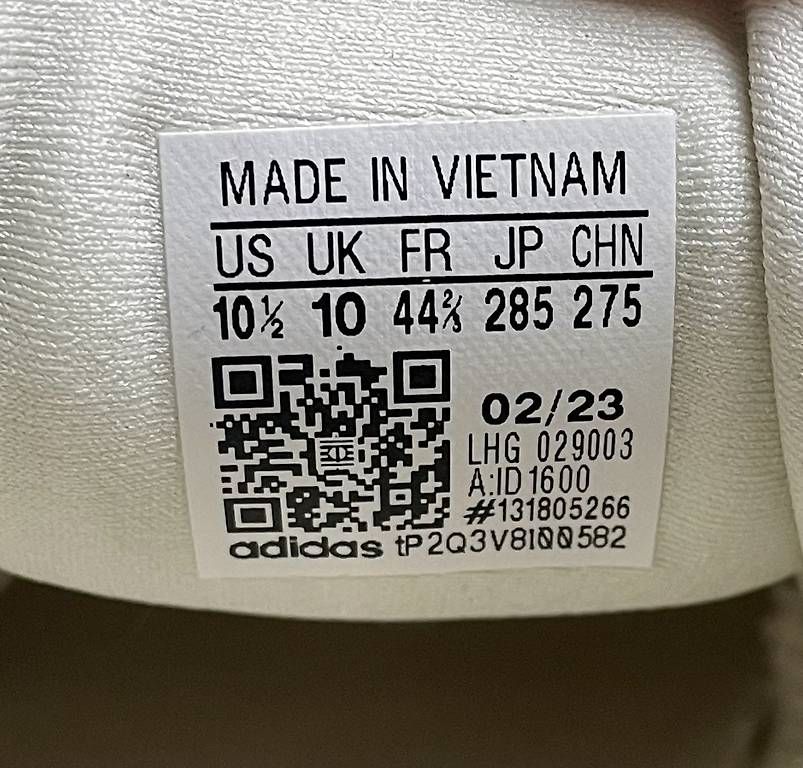 Scarpe da uomo: Adidas Yeezy 500 44.5  – Usato da Zürich venduto da bei_7cvn 4