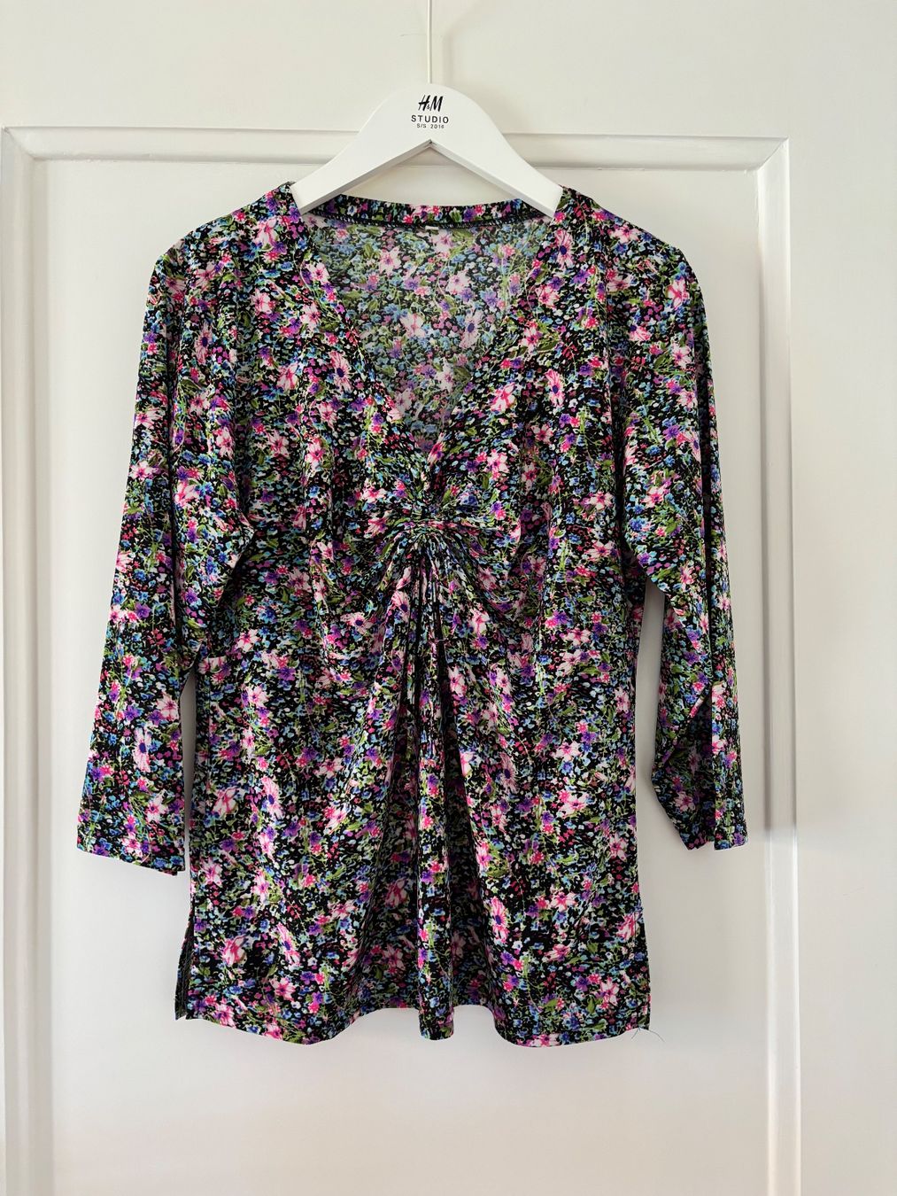 Tops: Blouse - size M-L – D'occasion à Cully par Maar_K