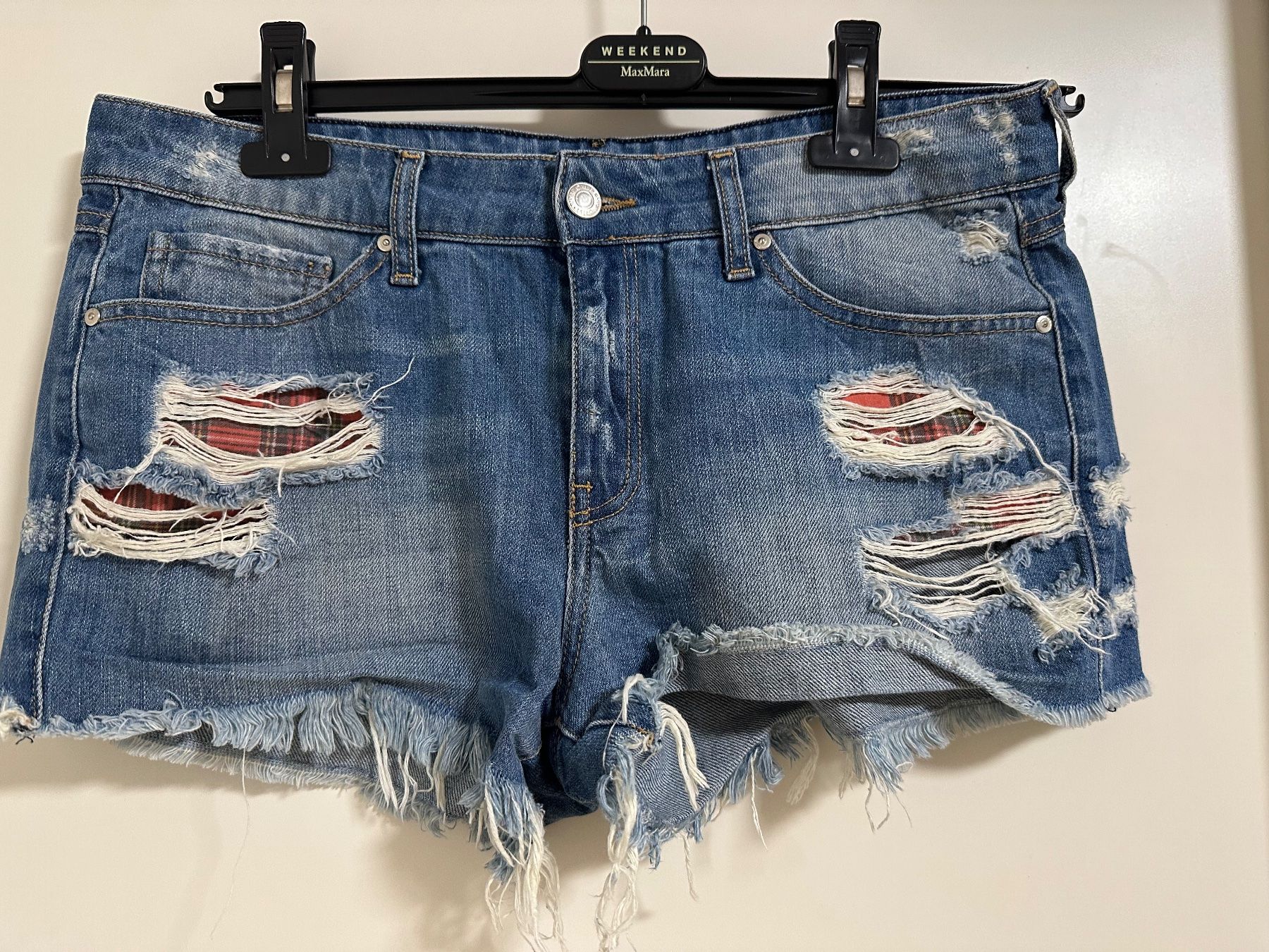 Mango Jeans: MANGO Collection Jean Short Gr. 40 – Usato da Basel venduto da iulia_haul