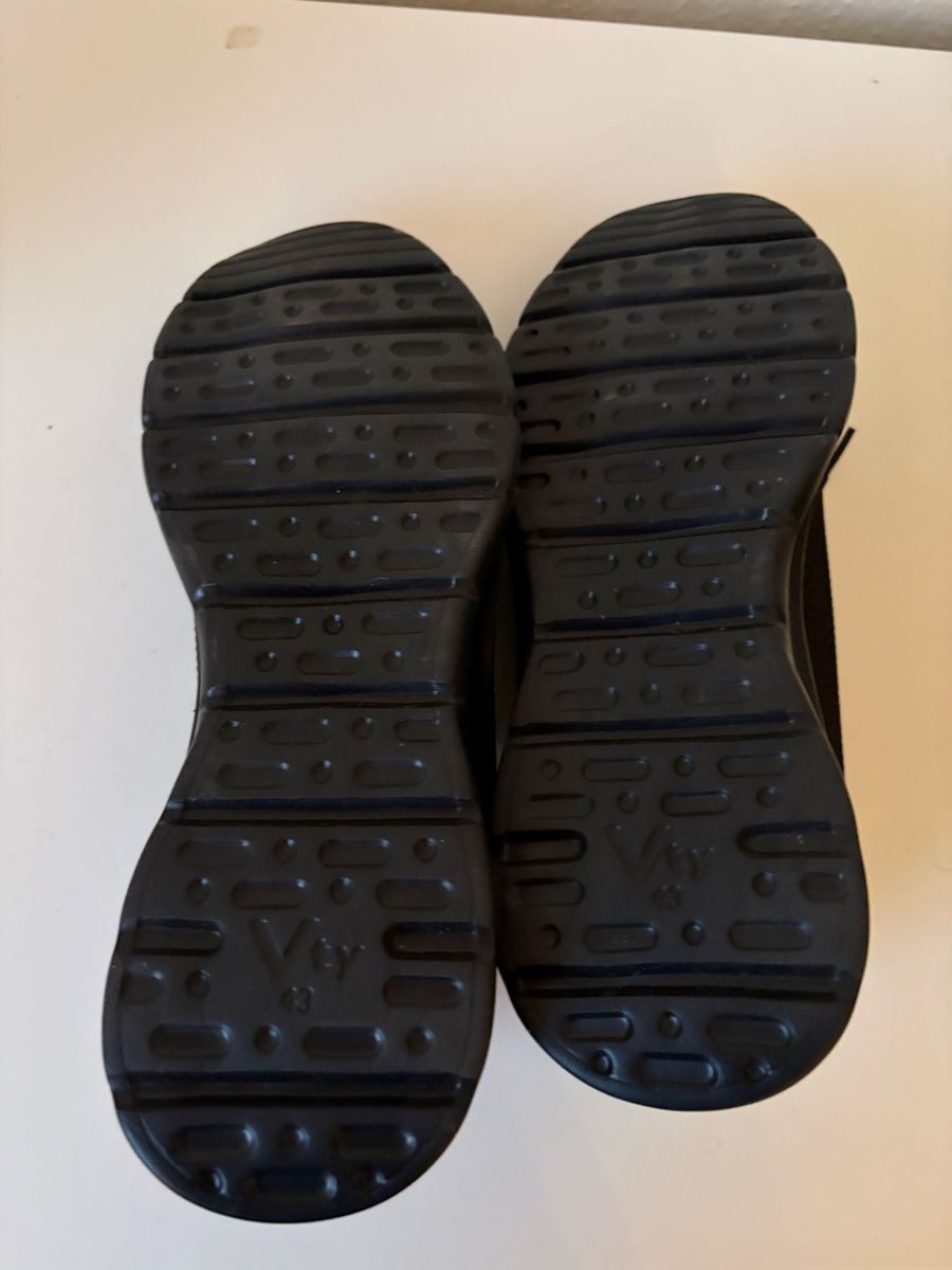 Dosenbach Scarpe da uomo: Vty Herren Sneaker, Grösse 43 / NEU – Nuovo (secondo la descrizione) da Oberengstringen venduto da Marling 3