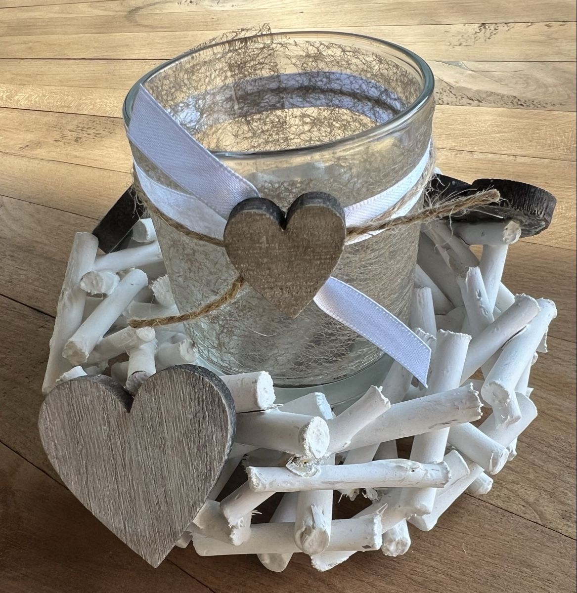 Tutte le decorazioni: Romantisches Windlicht mit Holzherzen - Winterdeko! – Usato da Derendingen venduto da Laubfleckerli 1