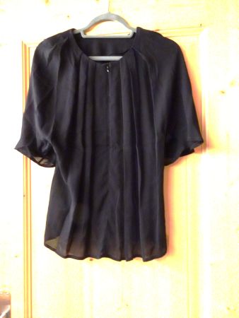 Uni schwarze, spezielle Bluse Emporio Armani Gr. 46 - 42609