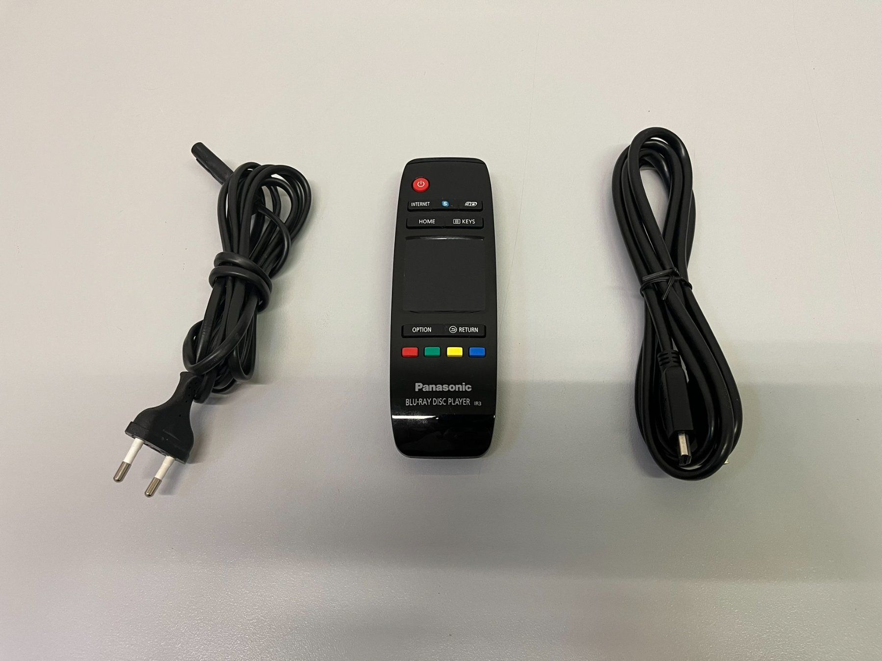 Tutti i DVDs: Blue-ray Player Panasonic DMP-BDT320 – Usato da Hochdorf venduto da av-electronics 9