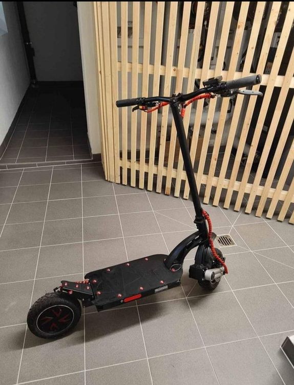Scooter vmax r55 Dual Motor (Gebraucht) in Einsiedeln für CHF 544 – nur ...