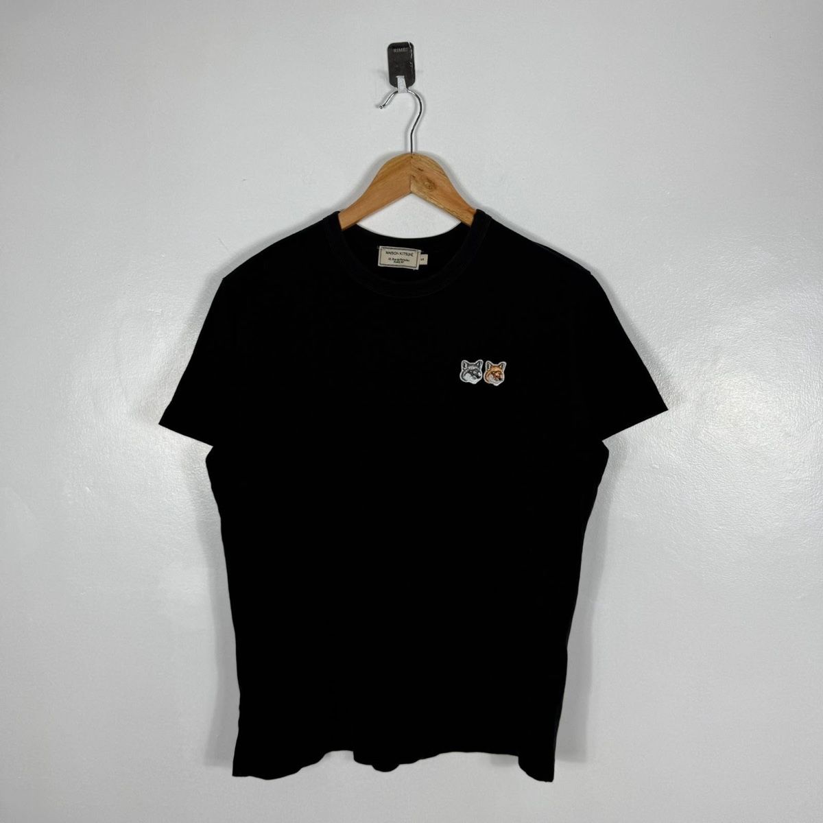 T-shirt: T-Shirt Maison Kitsuné Noir Double Fox Head Patch Coton - S  – Nuovo (secondo la descrizione) da Hauterive NE venduto da Leo_o