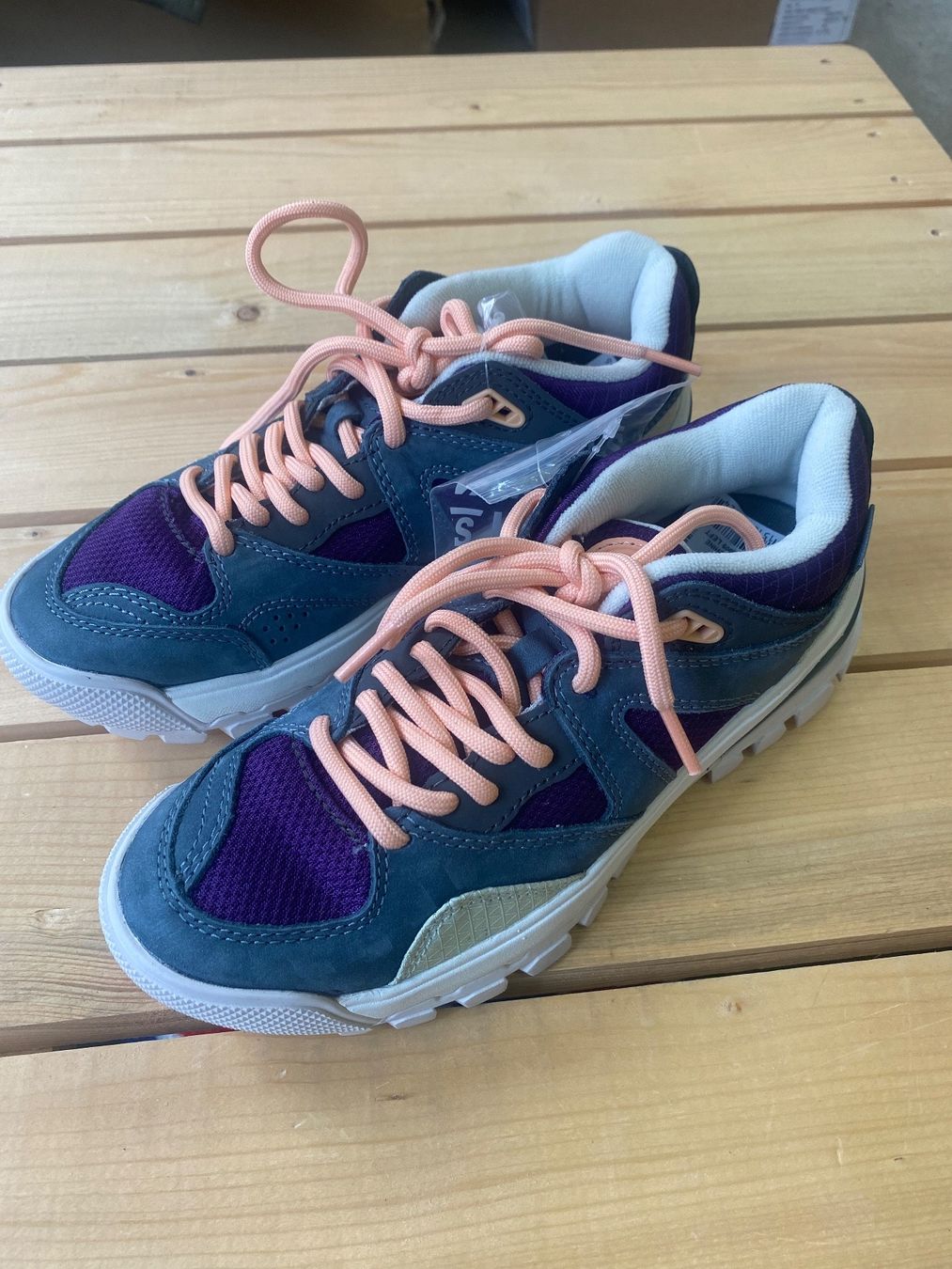 Vans Scarpe da donna: Vans Femmes Taille 37 -40% – Nuovo e nell'imballaggio originale da Orbe venduto da D-stockFactory-Orbe