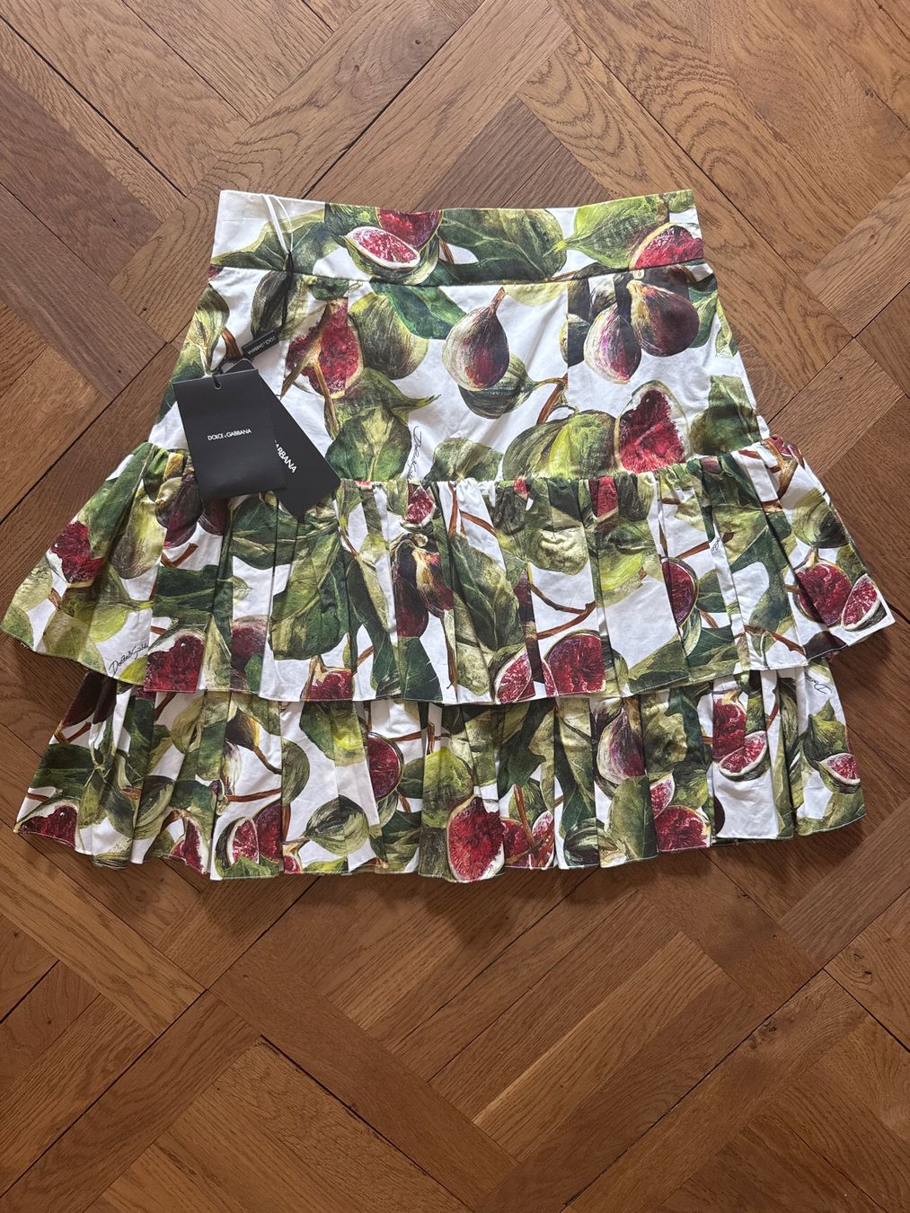 Dolce & Gabbana Röcke: Dolce & Gabbana Rock mit Feigen Print – Neu und originalverpackt aus Meilen von Emma_321 2