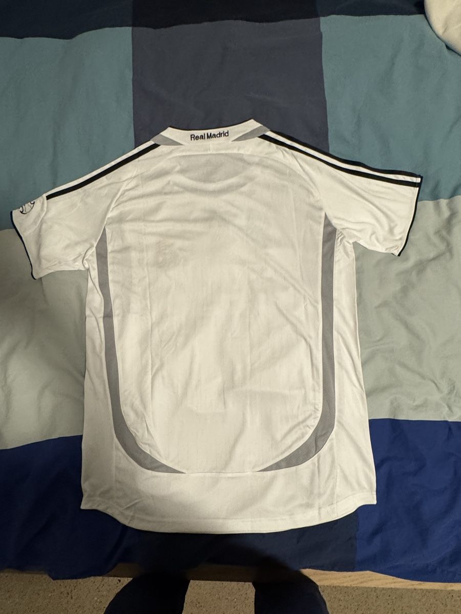 Real Madrid Leibchen & Hosen: Retro Real madrid Trikot – Neu (gemäss Beschreibung) aus zürich von sel_c7gk 2