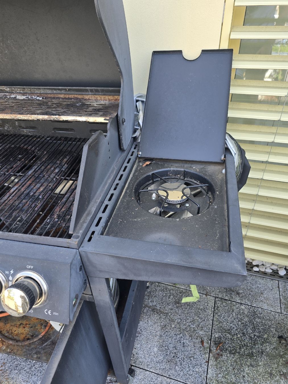 Griglie: Gasgrill broilcue mit 6 Brennern – Usato da Stein am Rhein venduto da dom_k28v 3
