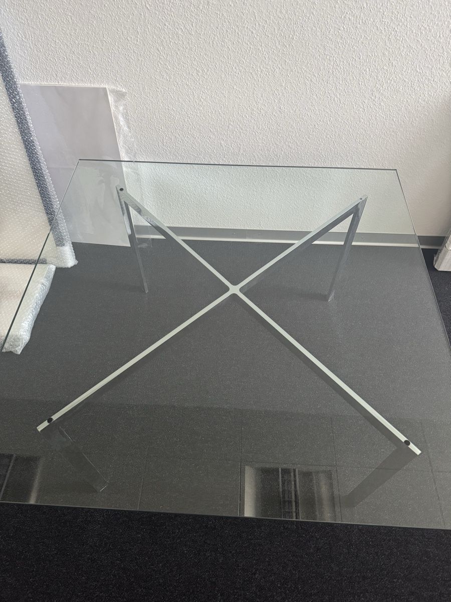 Knoll Tavoli: Knoll Barcelona Table Couchtisch – Usato da Rotkreuz venduto da she_8nyq 1