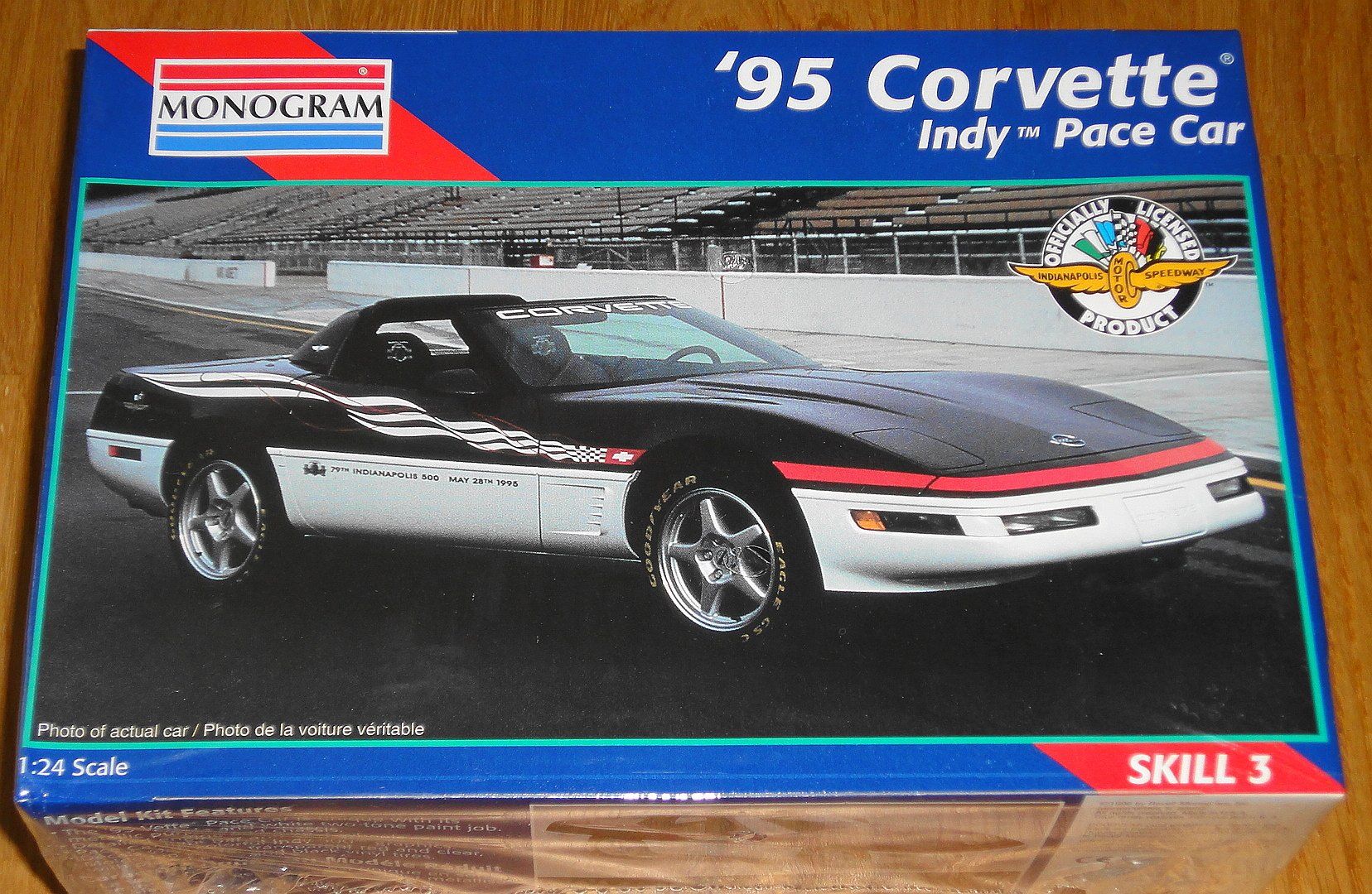 Chevrolet Modellautos: MONOGRAM '95 CORVETTE INDY PACE CAR 1:24 – Neu und originalverpackt aus Frümsen von Malibu69
