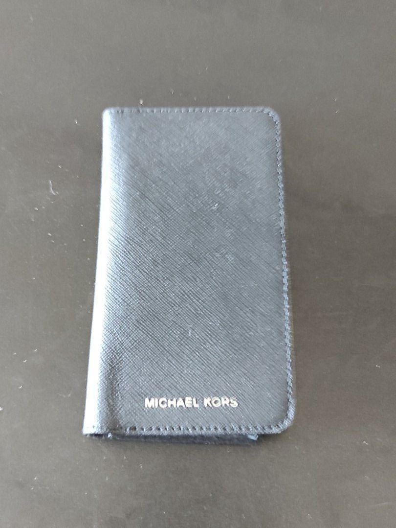 Cover & Protezioni schermo: Handyhülle Iphone 6 – Usato da Rümlang venduto da Trojka25