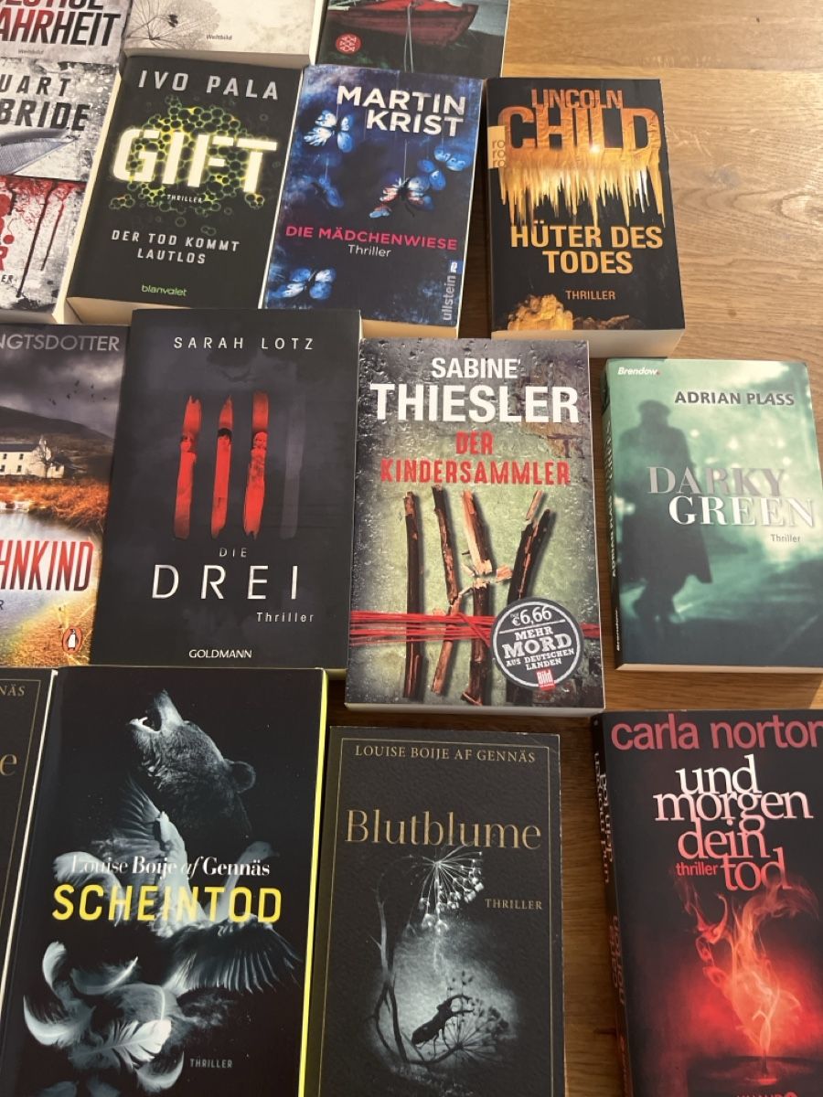 Libri: 17 Thriller im Packet – Nuovo (secondo la descrizione) da Uznach venduto da Apuutze 3