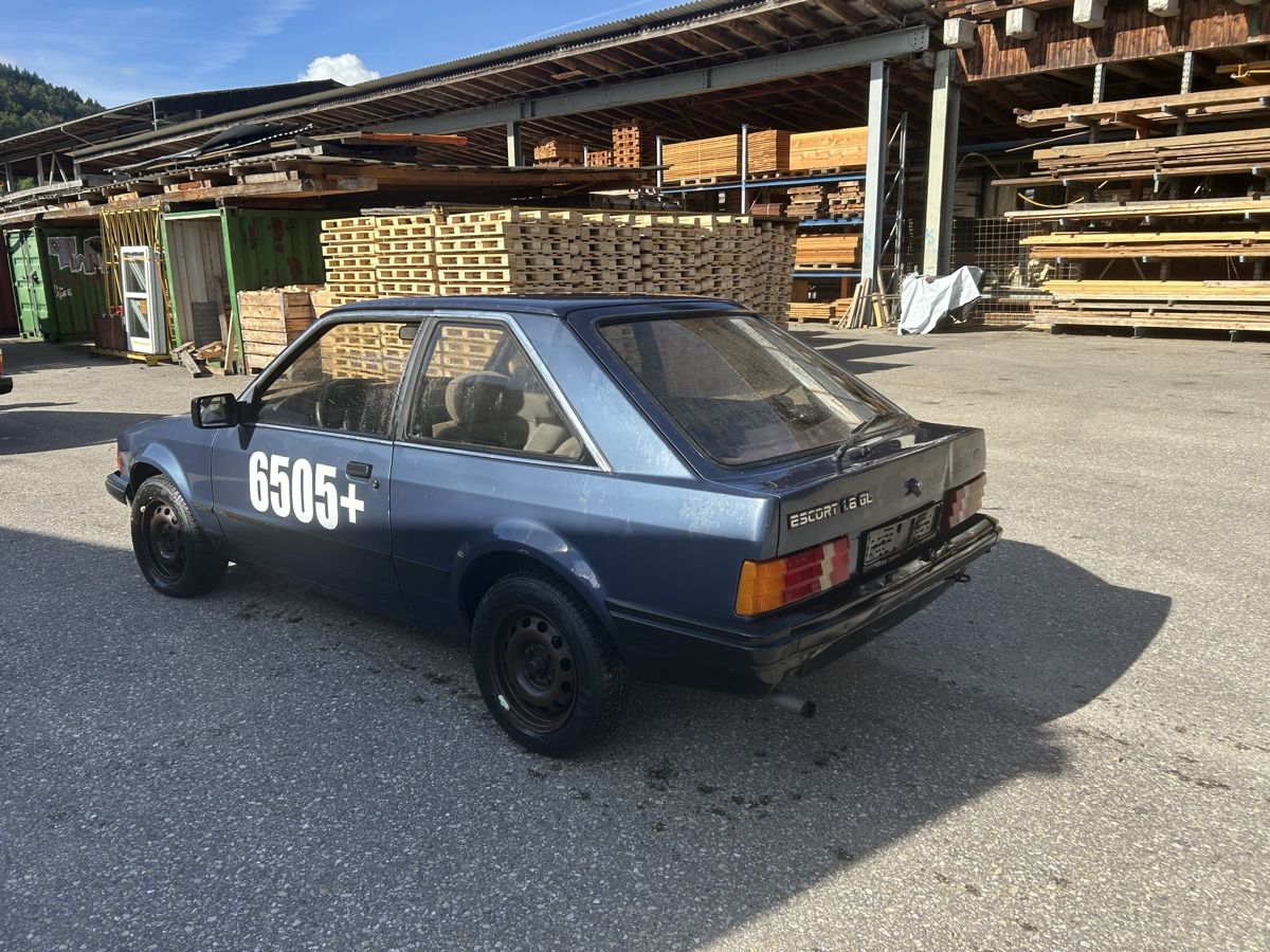 Ford Autos: Ford Escort 1.6 GL  1985 – Defekt aus Hasle b. Burgdorf von AlleAuktionen 3