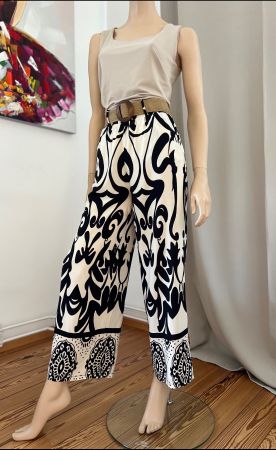 Hollys Hose Schwarz Weiss gemustert Grösse M mit Gürtel neu