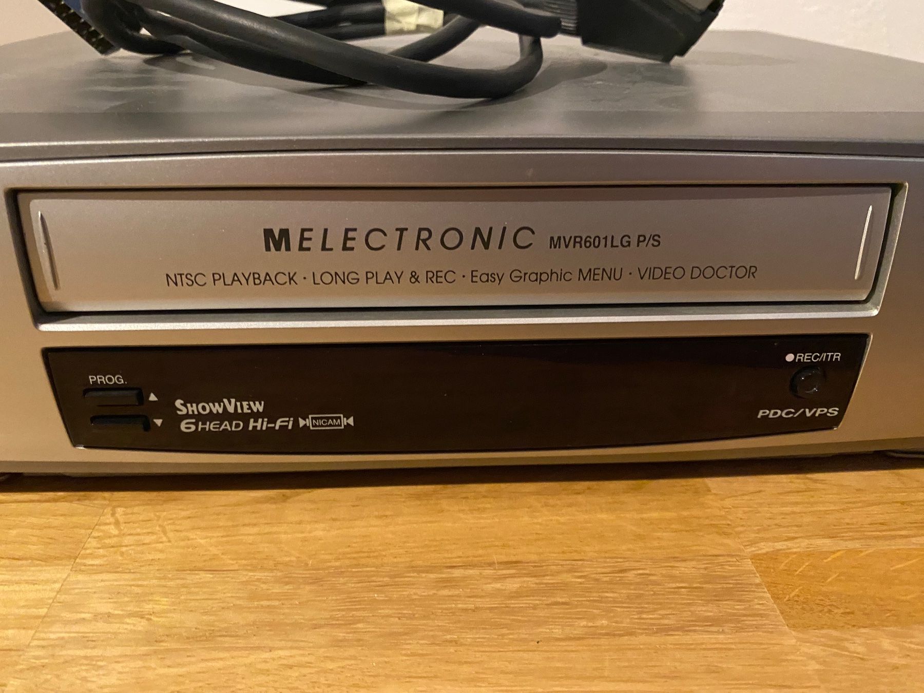 JVC Registratori: MVR601LG - VHS / Video Cassette Recorder – Usato da Rotkreuz venduto da mia_dc2r 1
