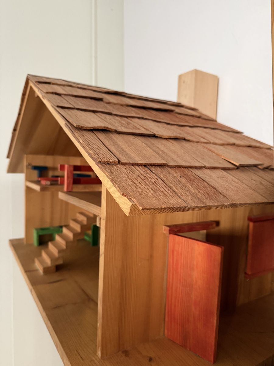 Maisons & Meubles de poupées: Grosses Puppenhaus – D'occasion à Lungern par Blauhausfrau 3