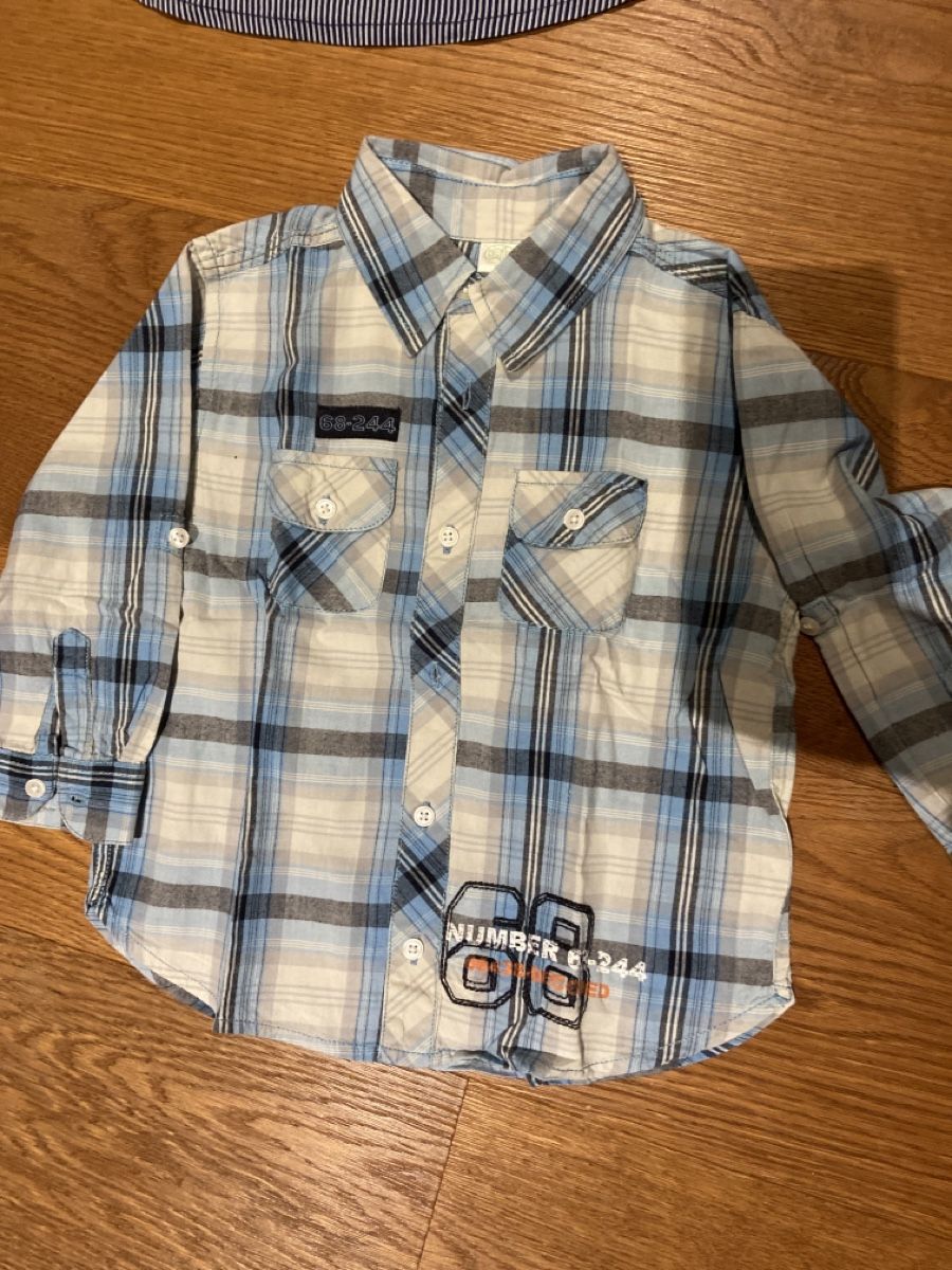 Camicie, T-shirt & Polo: 2 Langarm Hemd Gr.98 – Usato da Pratteln venduto da Nala78 3