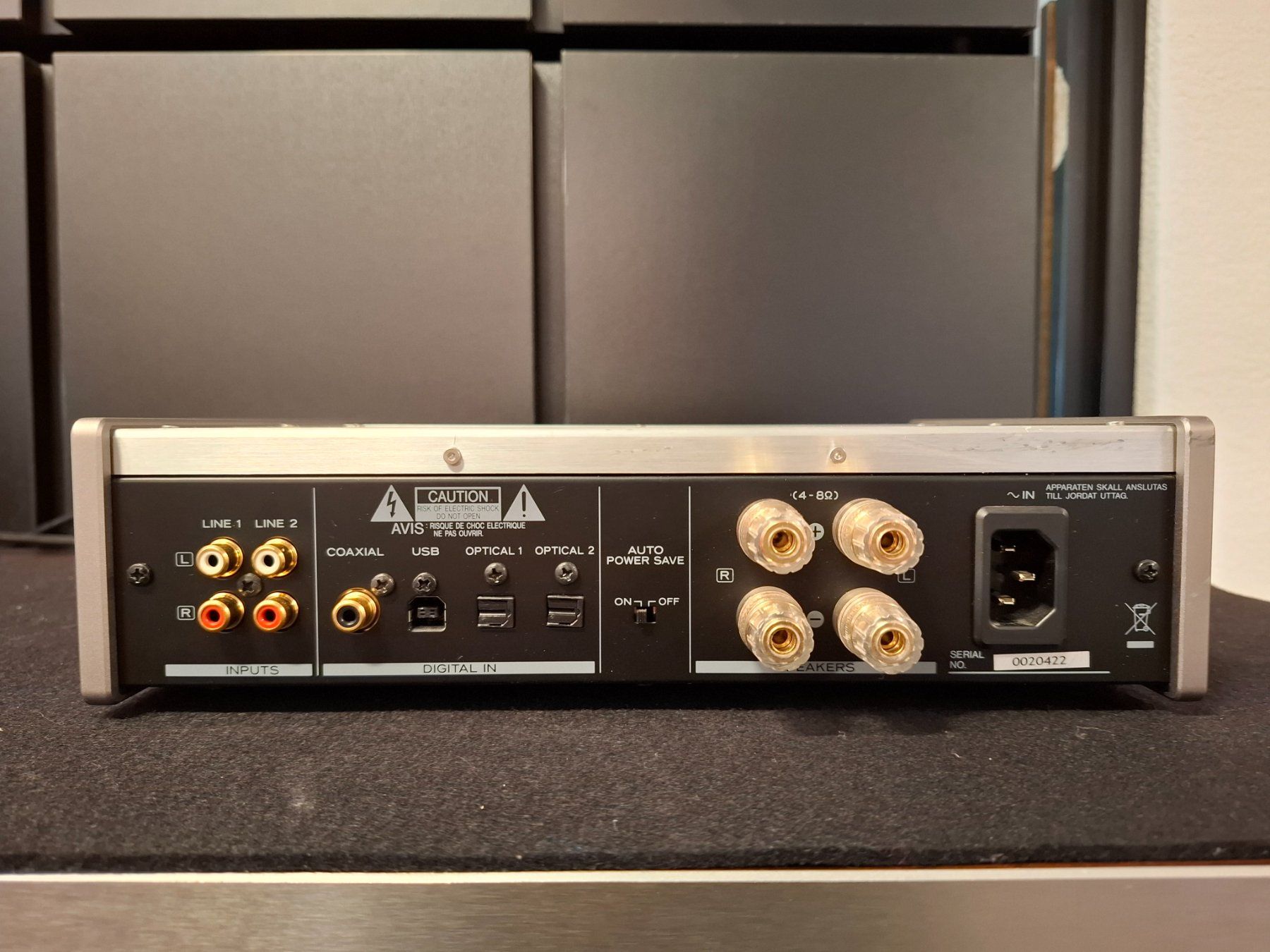 Teac Amplificatori: TEAC AI-501DA USB DAC Verstärker Silber – Usato da Kerzers venduto da Hubihifi