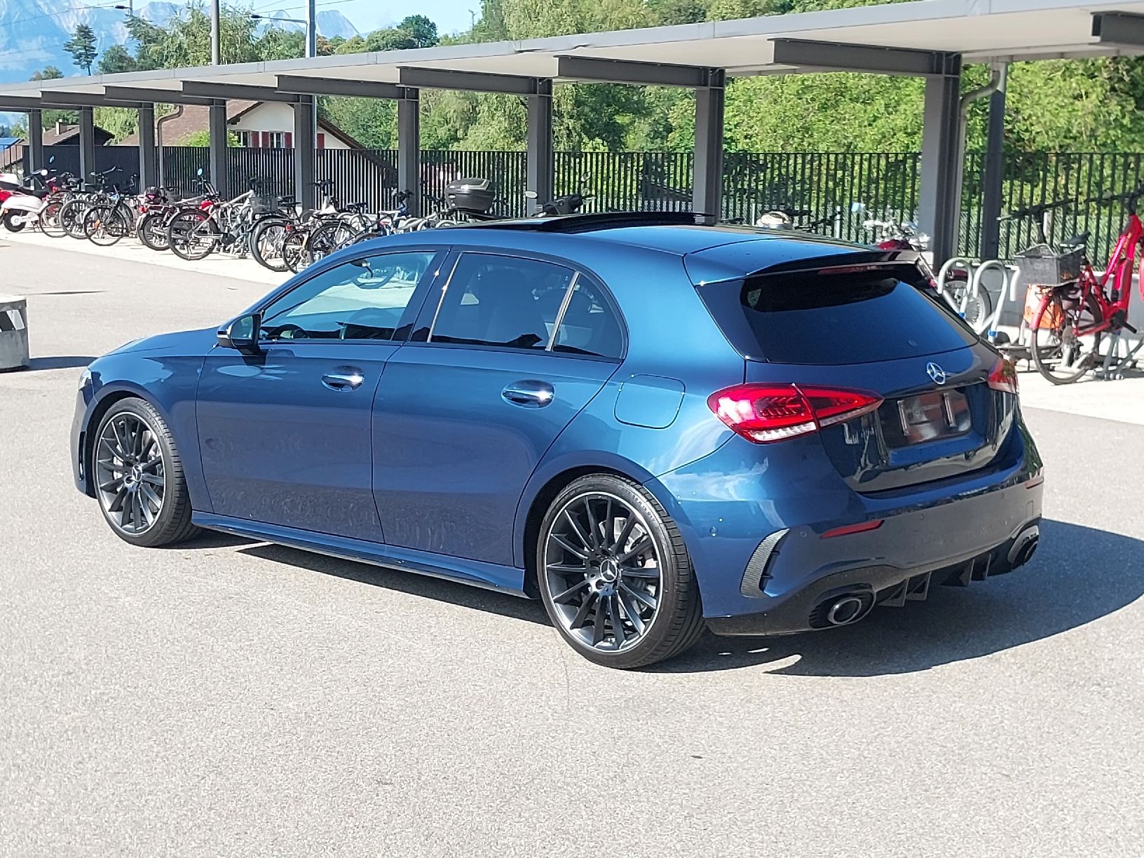 Mercedes-Benz Automobili: Mercedes A35 AMG 4Matic Speedshift – Usato da Spiez venduto da Cobra_Daytona 3