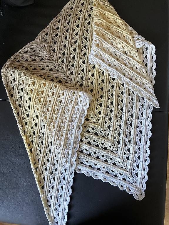 Foulard & Sciarpe: Großes luftiges Tuch – Nuovo (secondo la descrizione) da Neuhausen venduto da Mandala65 1