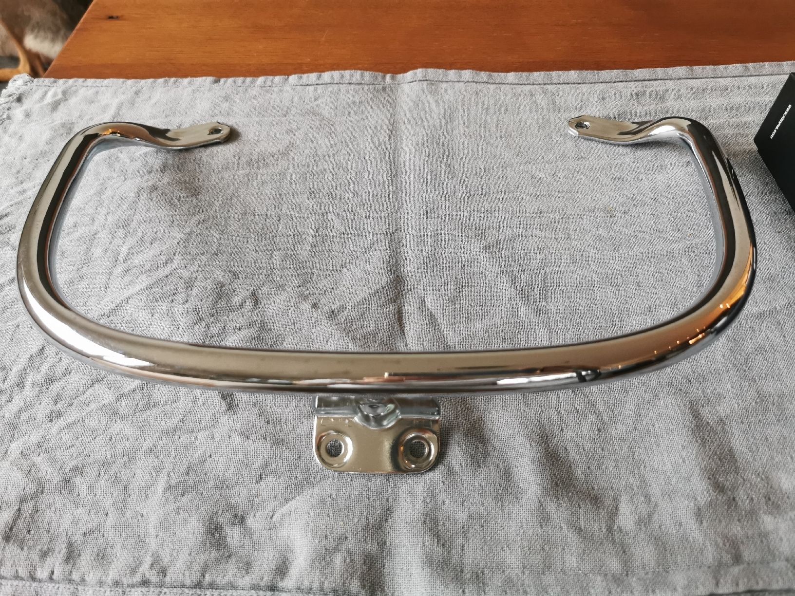 Piaggio Tutti pezzi di ricambio per scooter: Vespa Sitzbankhalte Chrom – Nuovo (secondo la descrizione) da Kirchlindach venduto da Javea7 1