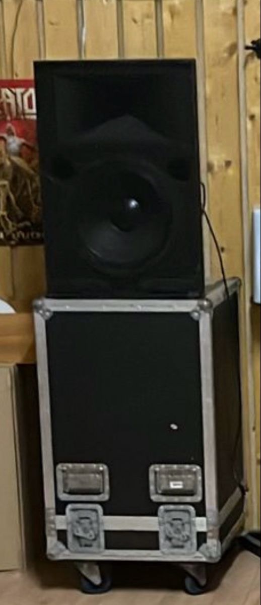 Lautsprecher: 1 Paar Meyer Sound CQ 1 inkl. 2 Transport oder Stativ Cases – Gebraucht aus Alpnach Dorf von GuntaKinte
