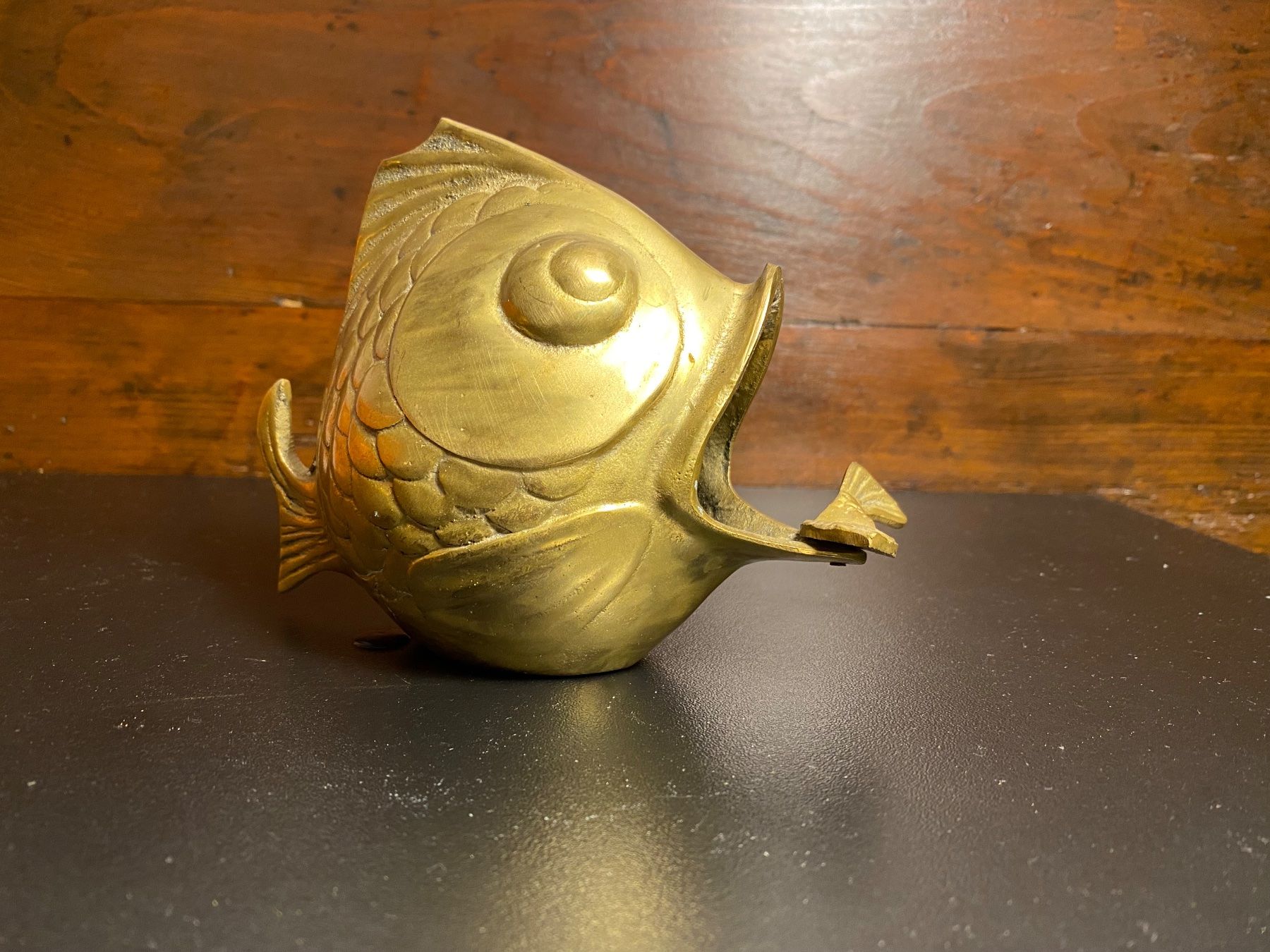 Statuette: Vintage Klassiker: Messing Schwan und Fisch – Usato da Rorbas venduto da tun_m7fz 2
