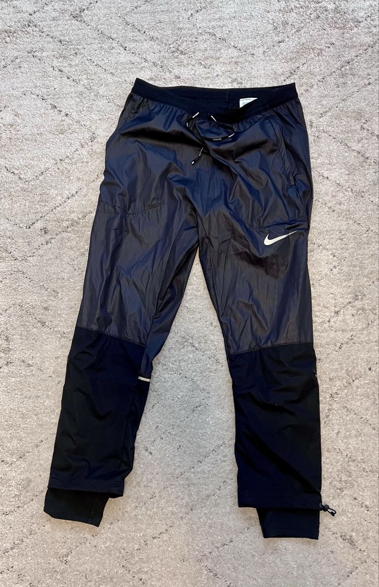 Nike Lotti di vestiti: Laufjacke und Hose Nike Gr. M – Usato da Emmenbrücke venduto da ThomiE01 2