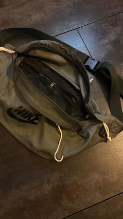 Nike Waist Bag / Crossbody (Bauchtasche)