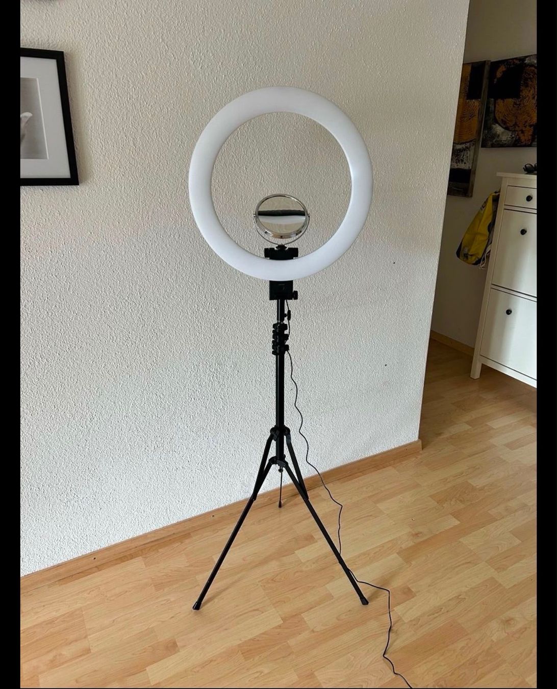 Lampade: Ring Light mit Stativ und Zubehoer NEU – Nuovo e nell'imballaggio originale da Herzogenbuchsee venduto da Derdas1 2
