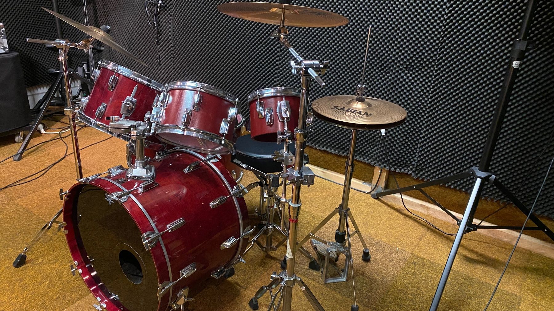 Strumenti musicali: Tama Superstar Vintage Drumset – Usato da Jona venduto da Tombuktu
