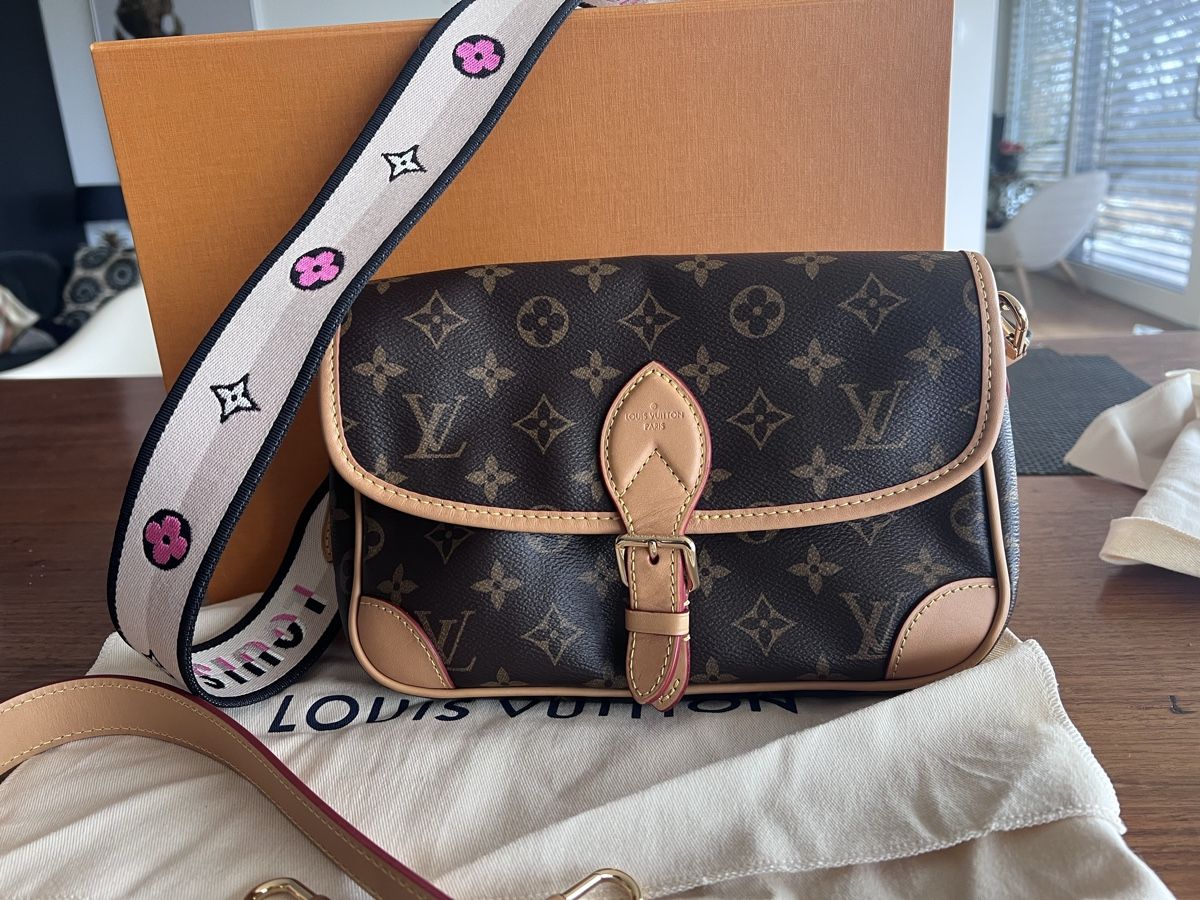 Louis Vuitton Taschen für Damen: Louis Vuitton Diane – Neu (gemäss Beschreibung) aus Eggenwil von London72