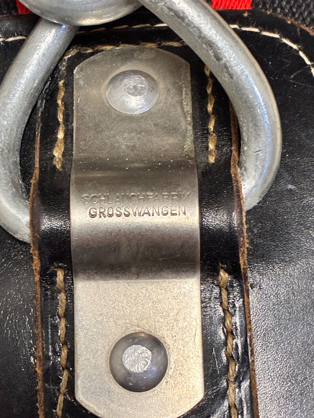 Attrezzatura da arrampicata: Feuerwehrgurt mit Karabiner Vintage – Usato da Horw venduto da adler65 5