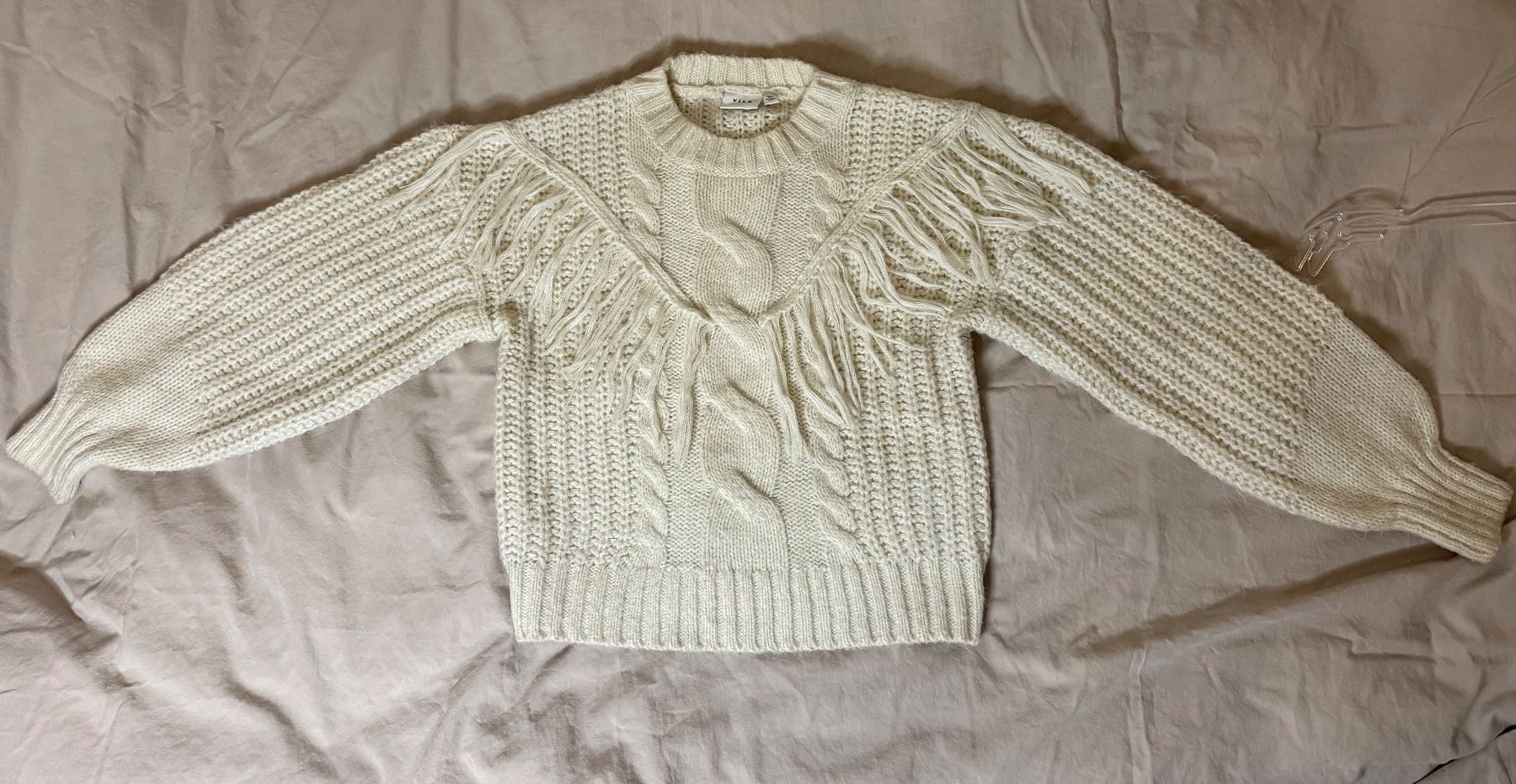 Pullover & Sweatshirts: Weißer Grobstrickpullover im Boho-Stil – Größe S – Gebraucht aus Zürich von Vma_reuse