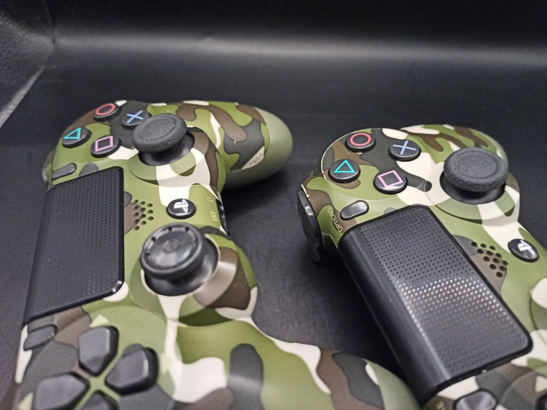 Controller: 2 x Original Controller Sony PS4 Wireless DualShock 4 CAMO – Usato da Oberweningen venduto da mar_87mx 6